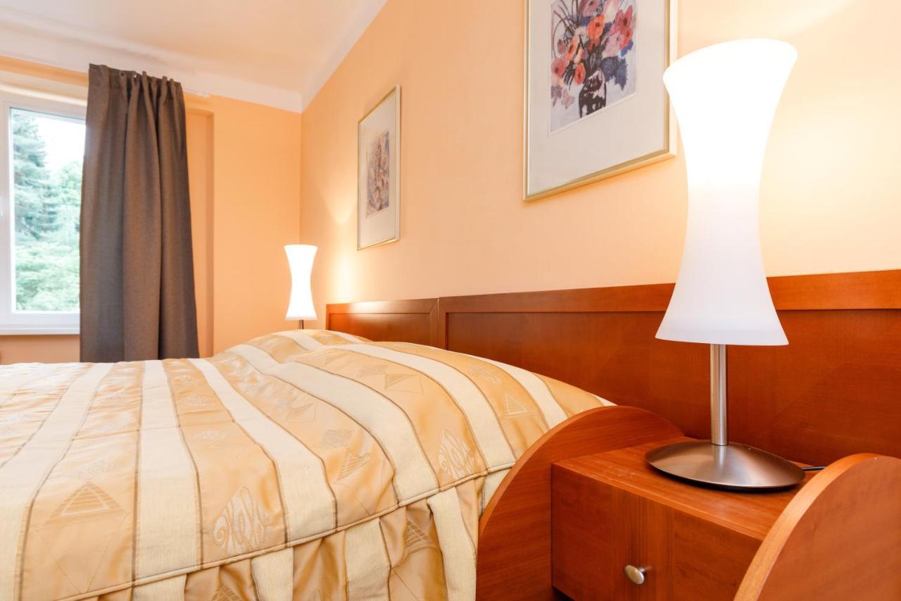 Apartments Tgm 11 Карловы Вары Экстерьер фото