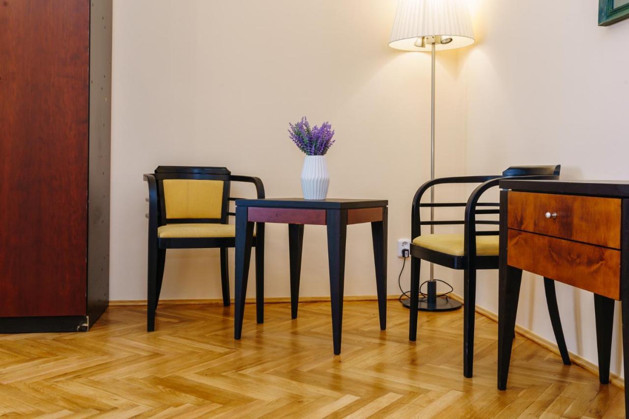 Apartments Tgm 11 Карловы Вары Экстерьер фото