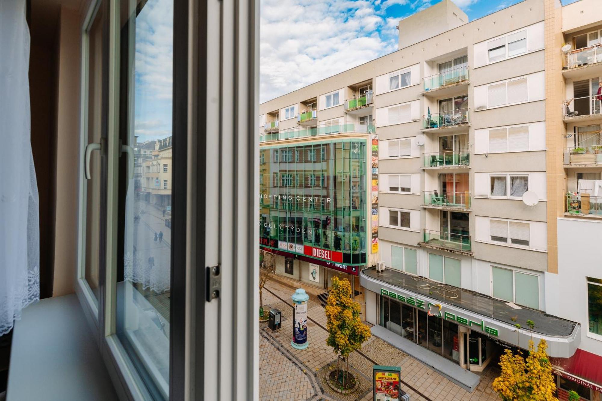 Apartments Tgm 11 Карловы Вары Экстерьер фото
