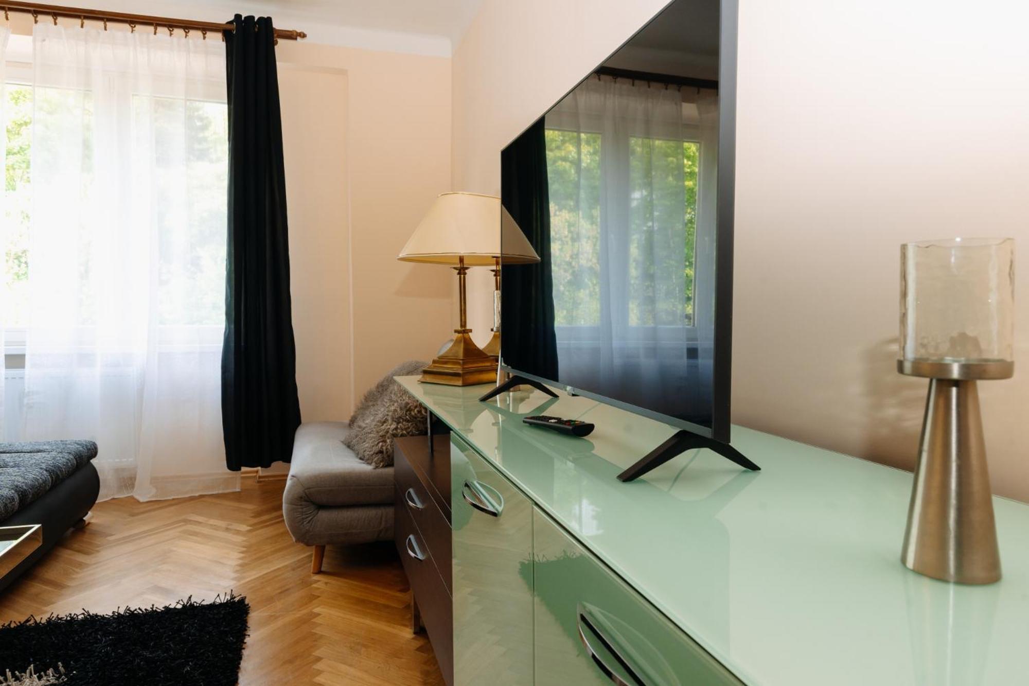 Apartments Tgm 11 Карловы Вары Экстерьер фото